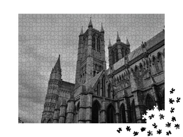 Lincoln Cathedral in Black & White... Jigsaw Puzzle with 1000 pieces