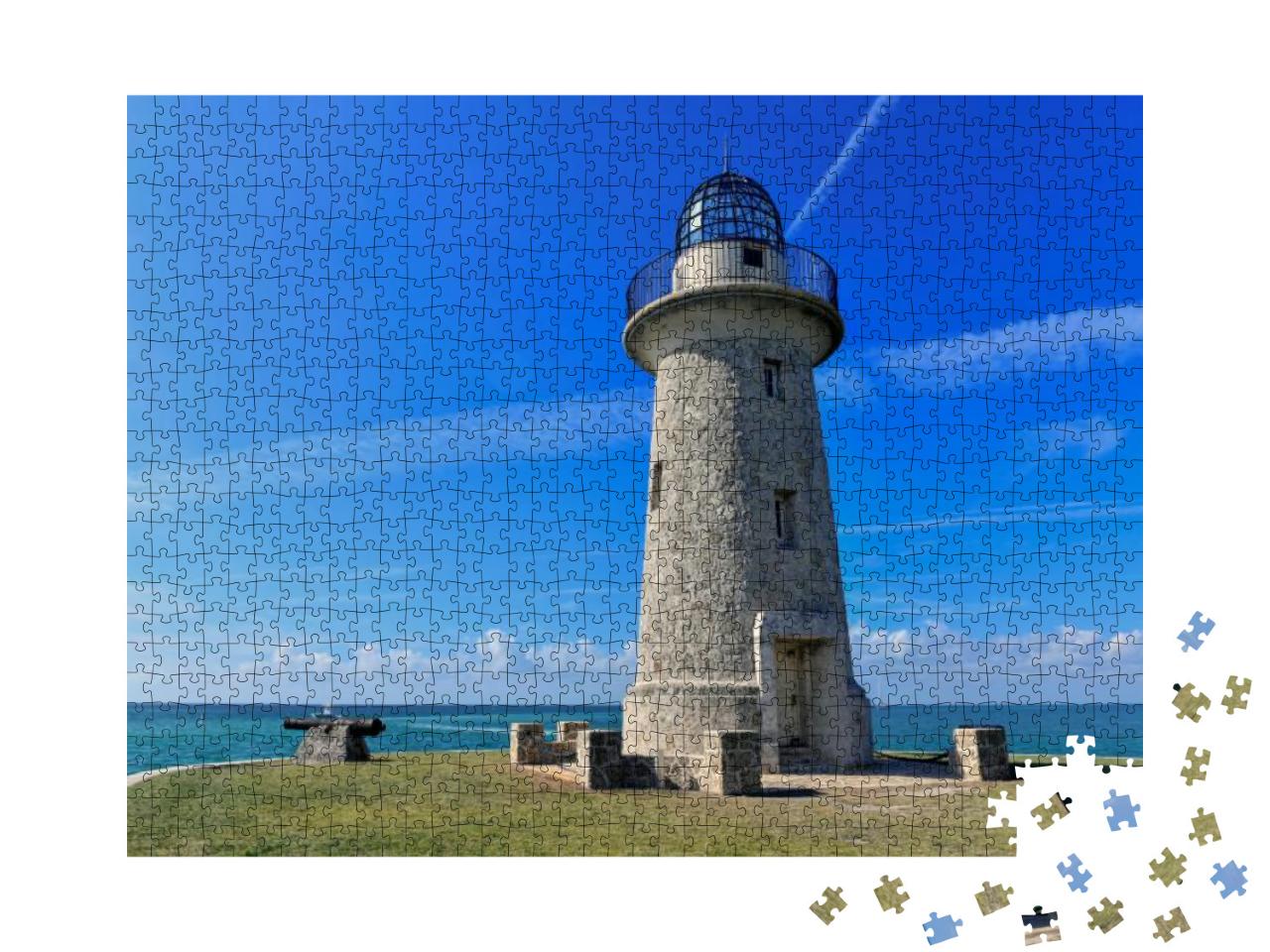 Lighthouse in Biscayne National Park, Florida... Jigsaw Puzzle with 1000 pieces