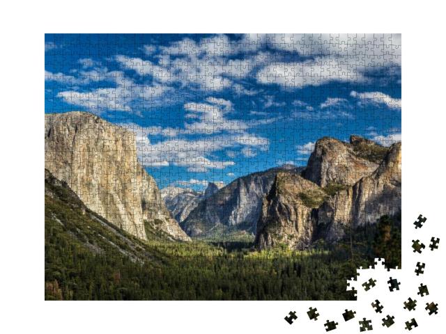 Yosemite National Park Valley from Tunnel View... Jigsaw Puzzle with 1000 pieces