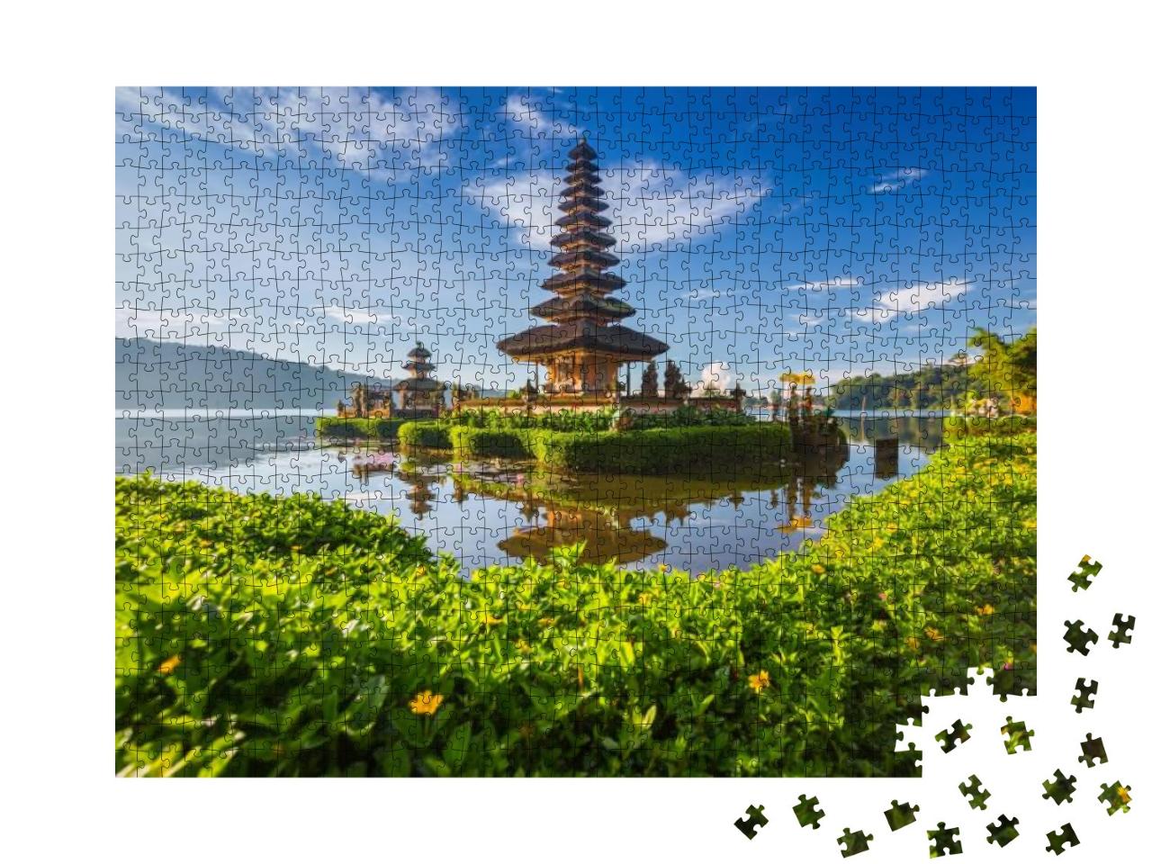 Pura Ulun Danu Bratan, or Pura Beratan Temple, Bali Islan... Jigsaw Puzzle with 1000 pieces