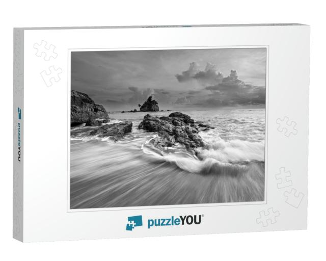 Beautiful Long Exposure Seascape in Black & White. Nature... Jigsaw Puzzle