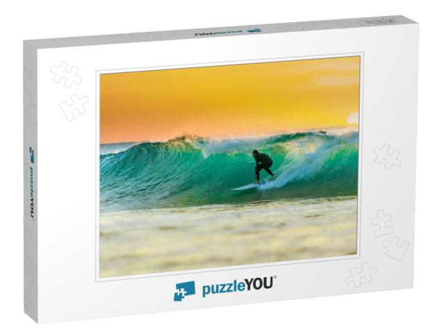 Sunrise Surfing... Jigsaw Puzzle