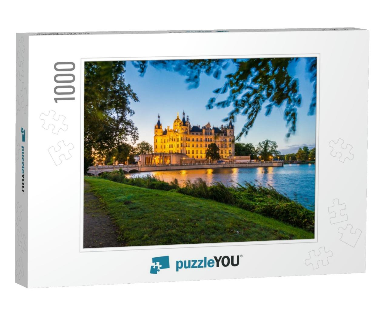 Schwerin Palace, or Schwerin Castle Schweriner Schloss, L... Jigsaw Puzzle with 1000 pieces