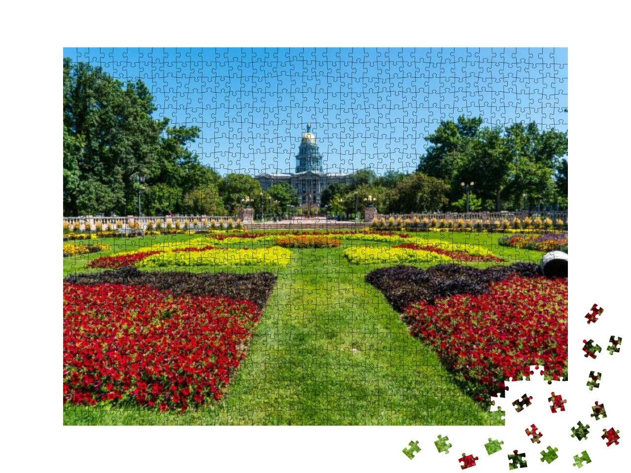 Downtown in Denver, Colorado At the Colorado State Capito... Jigsaw Puzzle with 1000 pieces