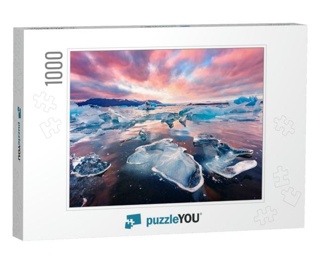 Incredible Landscape with Icebergs in Jokulsarlon Glacial... Jigsaw Puzzle with 1000 pieces