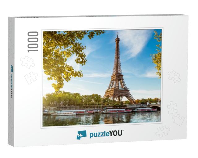 Eiffel Tower, Paris. France... Jigsaw Puzzle with 1000 pieces